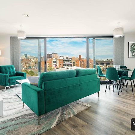 Maevela Apartments - Luxury Top Floor Penthouse - With Parking - 2 Bedroom New Build Apartment ✪ City Centre, Digbeth ✓ With Huge Patio Sliding Doors - City View - Rooftop Terrace - Ps4 & Smart Tv'S Birmingham Zewnętrze zdjęcie