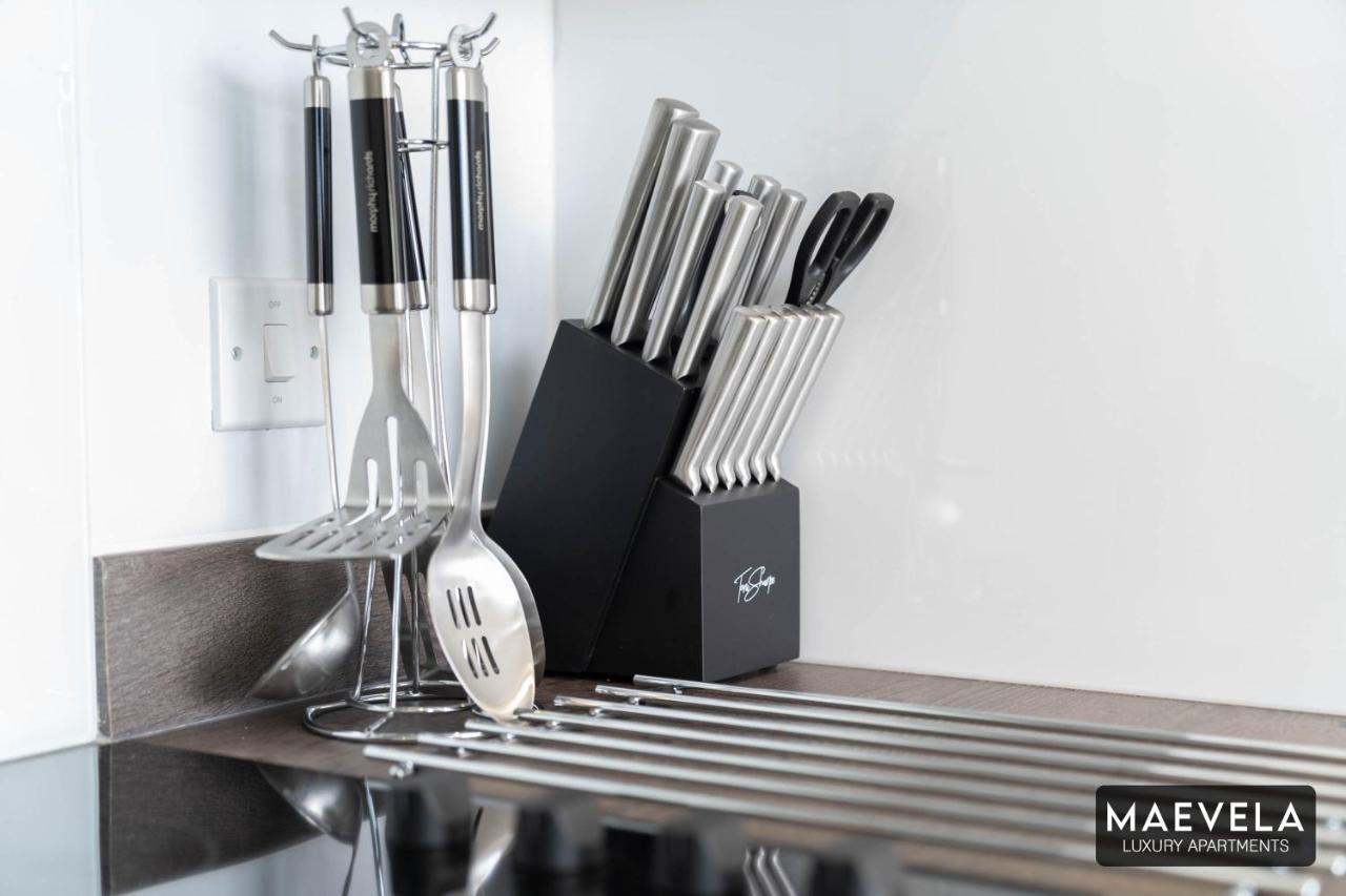 Maevela Apartments - Luxury Top Floor Penthouse - With Parking - 2 Bedroom New Build Apartment ✪ City Centre, Digbeth ✓ With Huge Patio Sliding Doors - City View - Rooftop Terrace - Ps4 & Smart Tv'S Birmingham Zewnętrze zdjęcie