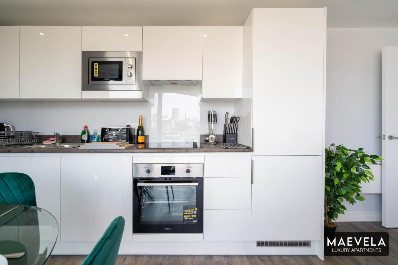 Maevela Apartments - Luxury Top Floor Penthouse - With Parking - 2 Bedroom New Build Apartment ✪ City Centre, Digbeth ✓ With Huge Patio Sliding Doors - City View - Rooftop Terrace - Ps4 & Smart Tv'S Birmingham Zewnętrze zdjęcie