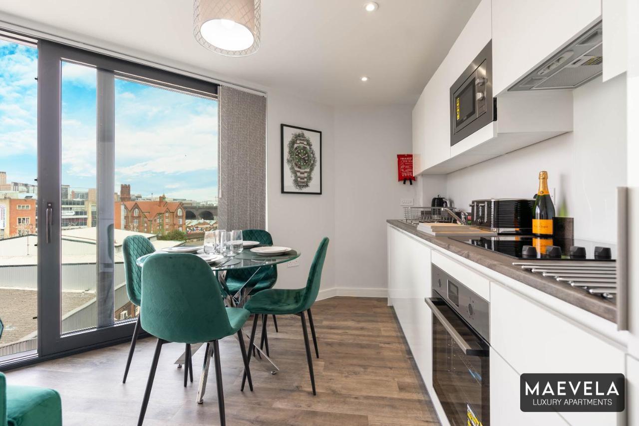 Maevela Apartments - Luxury Top Floor Penthouse - With Parking - 2 Bedroom New Build Apartment ✪ City Centre, Digbeth ✓ With Huge Patio Sliding Doors - City View - Rooftop Terrace - Ps4 & Smart Tv'S Birmingham Zewnętrze zdjęcie